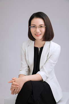 Log Xiaotong