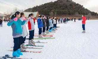 教育部：2020年遴选2000所冰雪运动特色学校