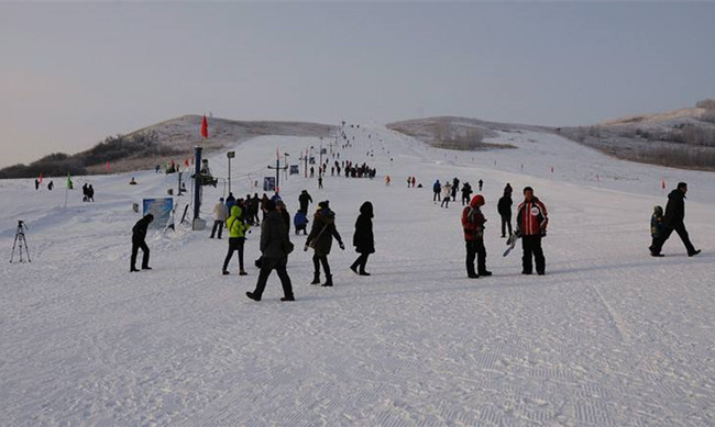 内蒙古呼伦贝尔牙克石凤凰山滑雪场