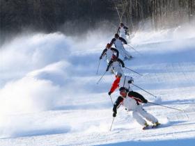 云南香格里拉滑雪场