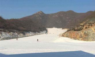 内蒙古扎兰屯金龙山滑雪场