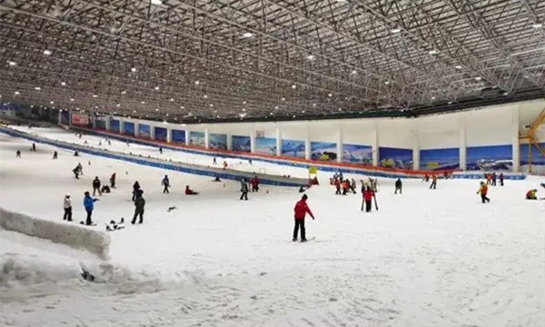 上海银七星室内滑雪场