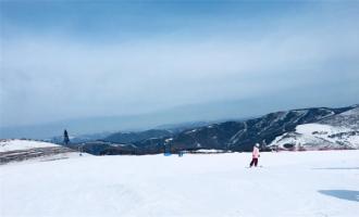 长春市莲花山滑雪场有初级滑道吗？