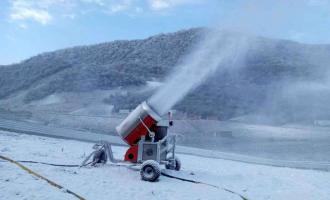 除了造雪机，滑雪场建设还需要哪些设备